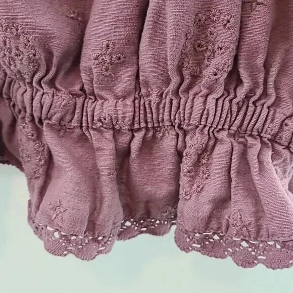 AMERICAN EAGLE Women's Pink Ruffle Cropped Tank Adjustable Straps - Size Small - Picture 3 of 11